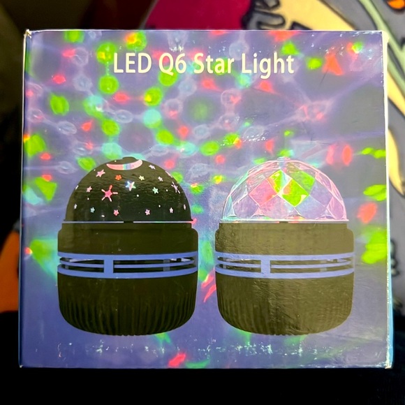 LED STARRY PROJECTION LIGHT W/ multiple settings CHECK VIDEO NWT - Picture 3 of 6